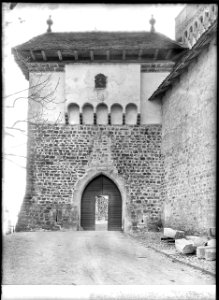 CH-NB - Montreux, Clarens, Château du Châtelard, vue partielle extérieure - Collection Max van Berchem - EAD-7245