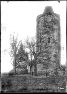 CH-NB - Orbe, Château, vue partielle - Collection Max van Berchem - EAD-7406
