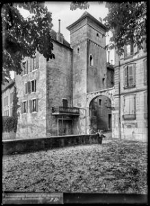 CH-NB - Nyon, Porte romaine, vue d'ensemble - Collection Max van Berchem - EAD-7389