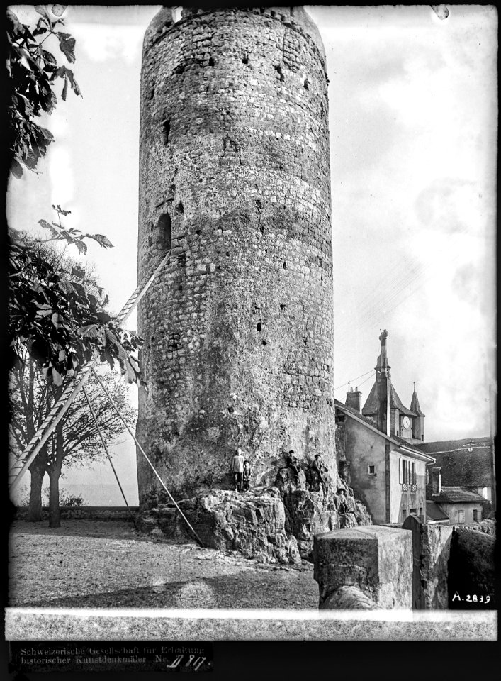 CH-NB - Orbe, Château, vue partielle - Collection Max van Berchem - EAD-7405