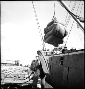 CH-NB - Portugal, Lissabon (Lisboa)- Schiff Sud - Annemarie Schwarzenbach - SLA-Schwarzenbach-A-5-24-104