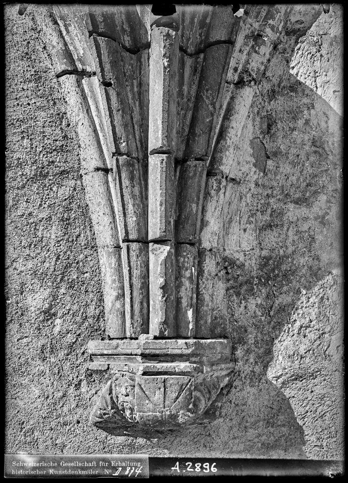 CH-NB - Romainmôtier, Abbatiale, Cloître, vue partielle - Collection Max van Berchem - EAD-7463