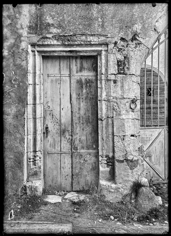 CH-NB - Romainmôtier, Maison Glayre de Lerber, Porte, vue d'ensemble - Collection Max van Berchem - EAD-7450