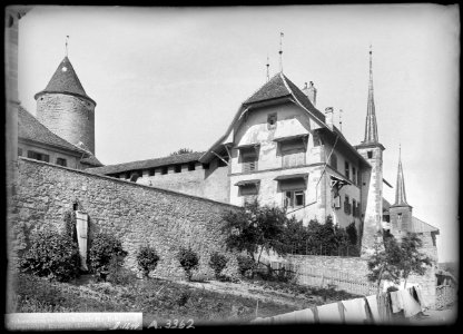 CH-NB - Romont (FR), Château, vue partielle - Collection Max van Berchem - EAD-8776