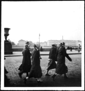 CH-NB - Russland, Leningrad (Sankt Petersburg)- Gasmasken - Annemarie Schwarzenbach - SLA-Schwarzenbach-A-5-13-142