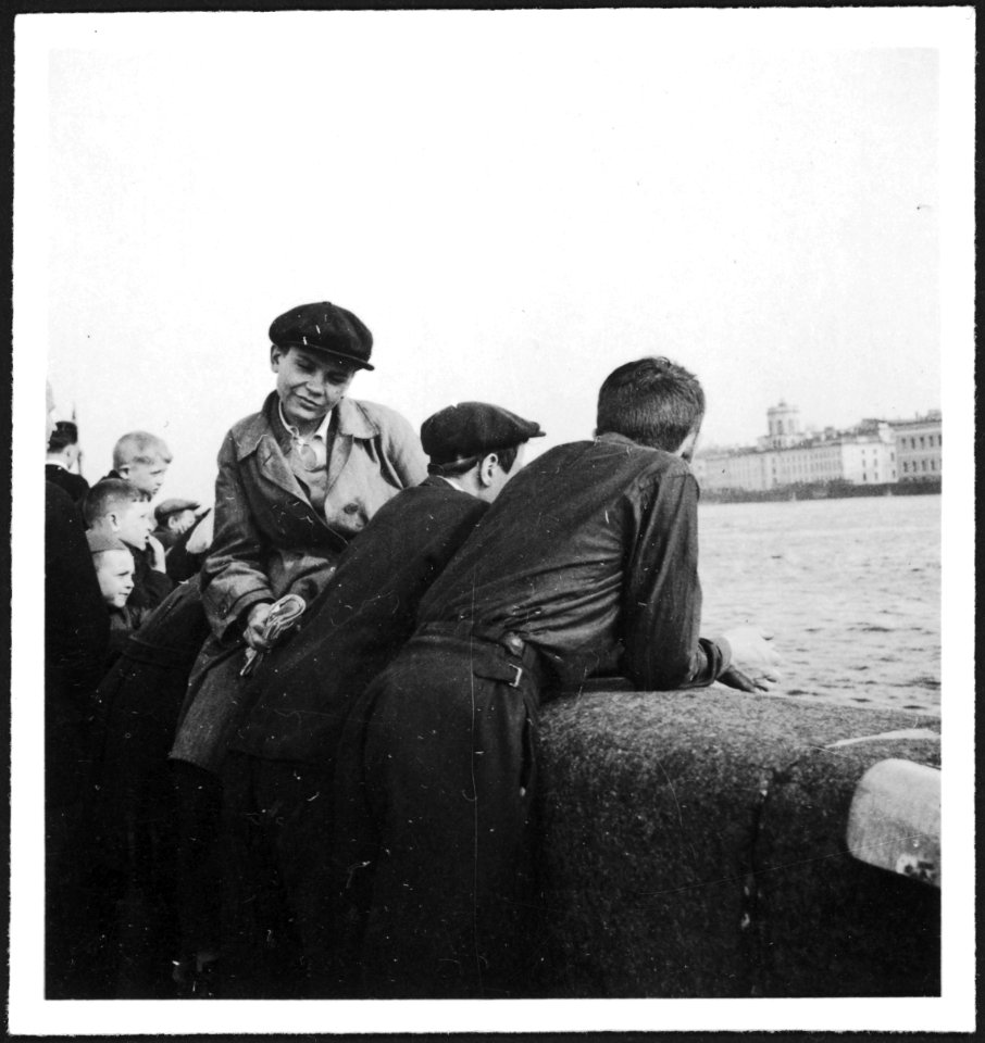 CH-NB - Russland, Leningrad (Sankt Petersburg)- Schulkinder - Annemarie Schwarzenbach - SLA-Schwarzenbach-A-5-13-159