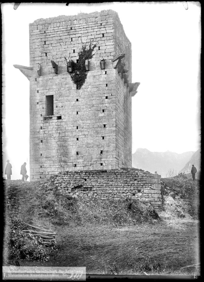 CH-NB - Saint-Triphon, Tour, vue d'ensemble - Collection Max van Berchem - EAD-7529
