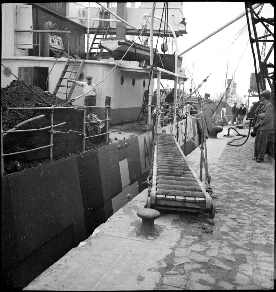 CH-NB - Portugal, Lissabon (Lisboa)- Hafen - Annemarie Schwarzenbach - SLA-Schwarzenbach-A-5-24-075