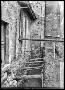 CH-NB - Romainmôtier, Abbatiale, Choeur, vue partielle extérieure - Collection Max van Berchem - EAD-7483
