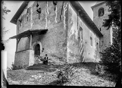 CH-NB - Rhäzüns, Kirche St. Georg, vue partielle extérieure - Collection Max van Berchem - EAD-7027