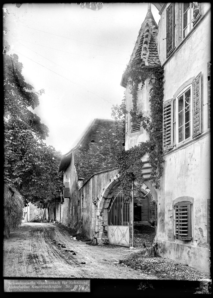 CH-NB - Romainmôtier, Maison Glayre de Lerber, vue partielle - Collection Max van Berchem - EAD-7449
