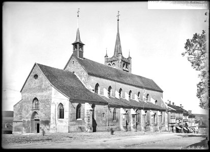 CH-NB - Romont (FR), Église, Façade, vue d'ensemble - Collection Max van Berchem - EAD-8770