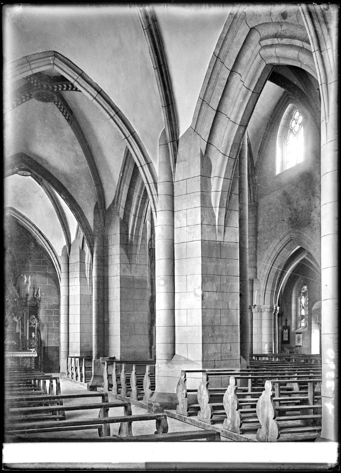 CH-NB - Romont (FR), Église, vue partielle intérieure - Collection Max van Berchem - EAD-8774