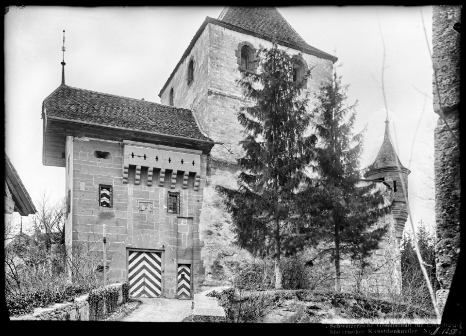 CH-NB - Rue, Château, Entrée, vue partielle - Collection Max van Berchem - EAD-8780