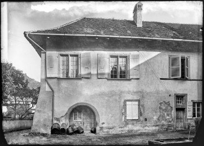 CH-NB - Romainmôtier, Maison du Prieur, vue partielle - Collection Max van Berchem - EAD-7453