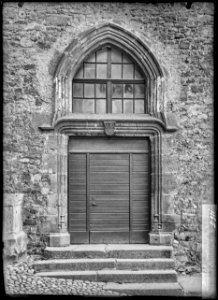CH-NB - Saint-Saphorin, Eglise, Porte, vue d'ensemble - Collection Max van Berchem - EAD-7523