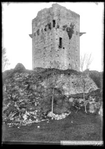 CH-NB - Saint-Triphon, Tour, vue d'ensemble - Collection Max van Berchem - EAD-7533