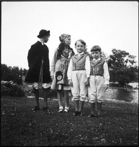 CH-NB - Schweden- Mitsommerfest - Annemarie Schwarzenbach - SLA-Schwarzenbach-A-5-17-245