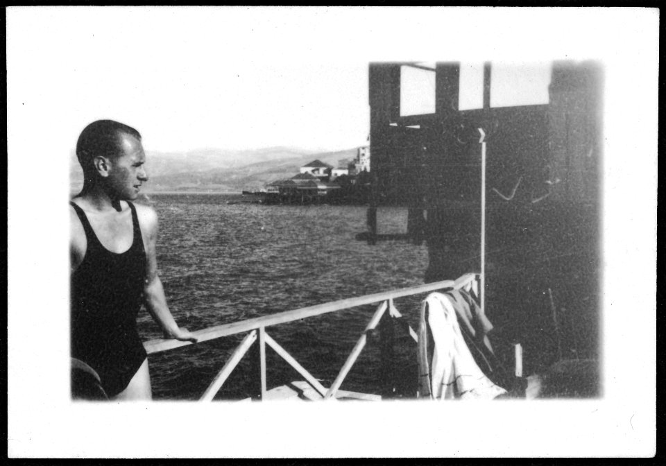 CH-NB - Schwimmen (Lokalisierung unsicher) - Annemarie Schwarzenbach - SLA-Schwarzenbach-A-5-07-189