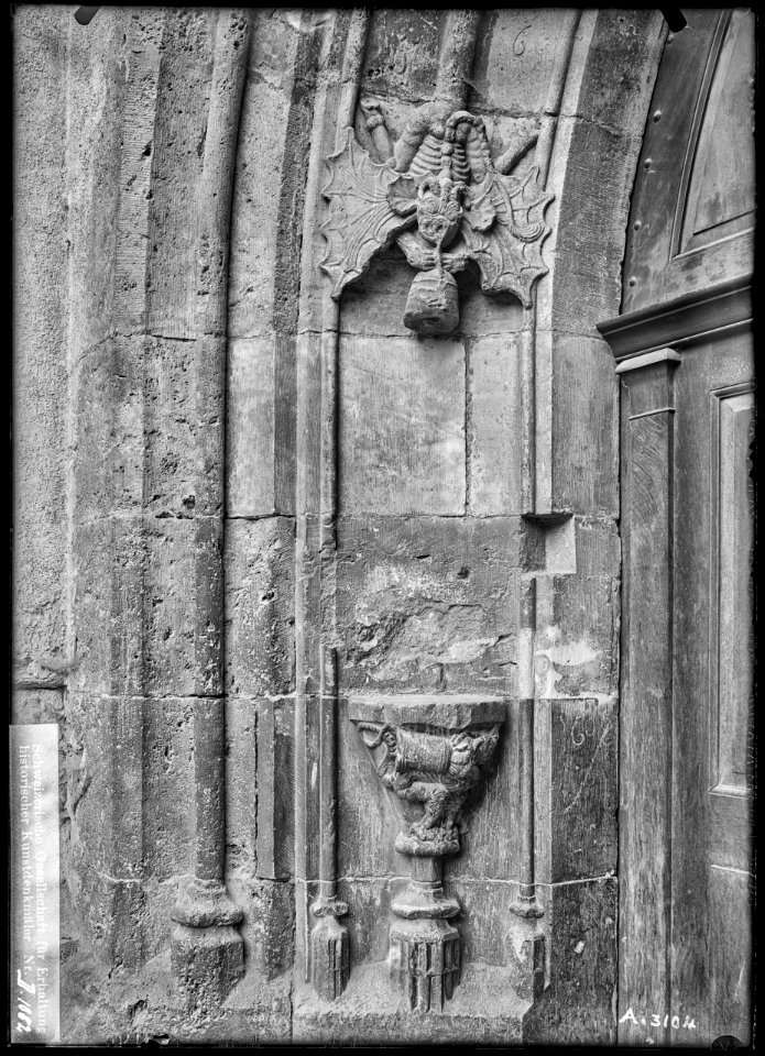 CH-NB - Sion, Eglise Saint-Théodule, Portail, vue partielle - Collection Max van Berchem - EAD-7671