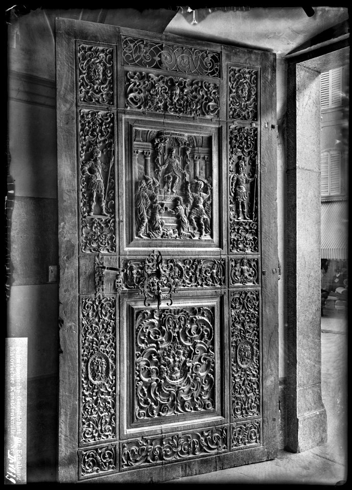CH-NB - Sion, Hôtel de ville, Porte d'entrée, vue d'ensemble - Collection Max van Berchem - EAD-7668