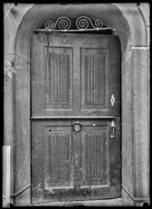 CH-NB - Sion, Maison, Porte, vue d'ensemble - Collection Max van Berchem - EAD-7682