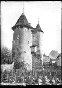 CH-NB - Sion, Tour des Sorciers, vue d'ensemble - Collection Max van Berchem - EAD-7676