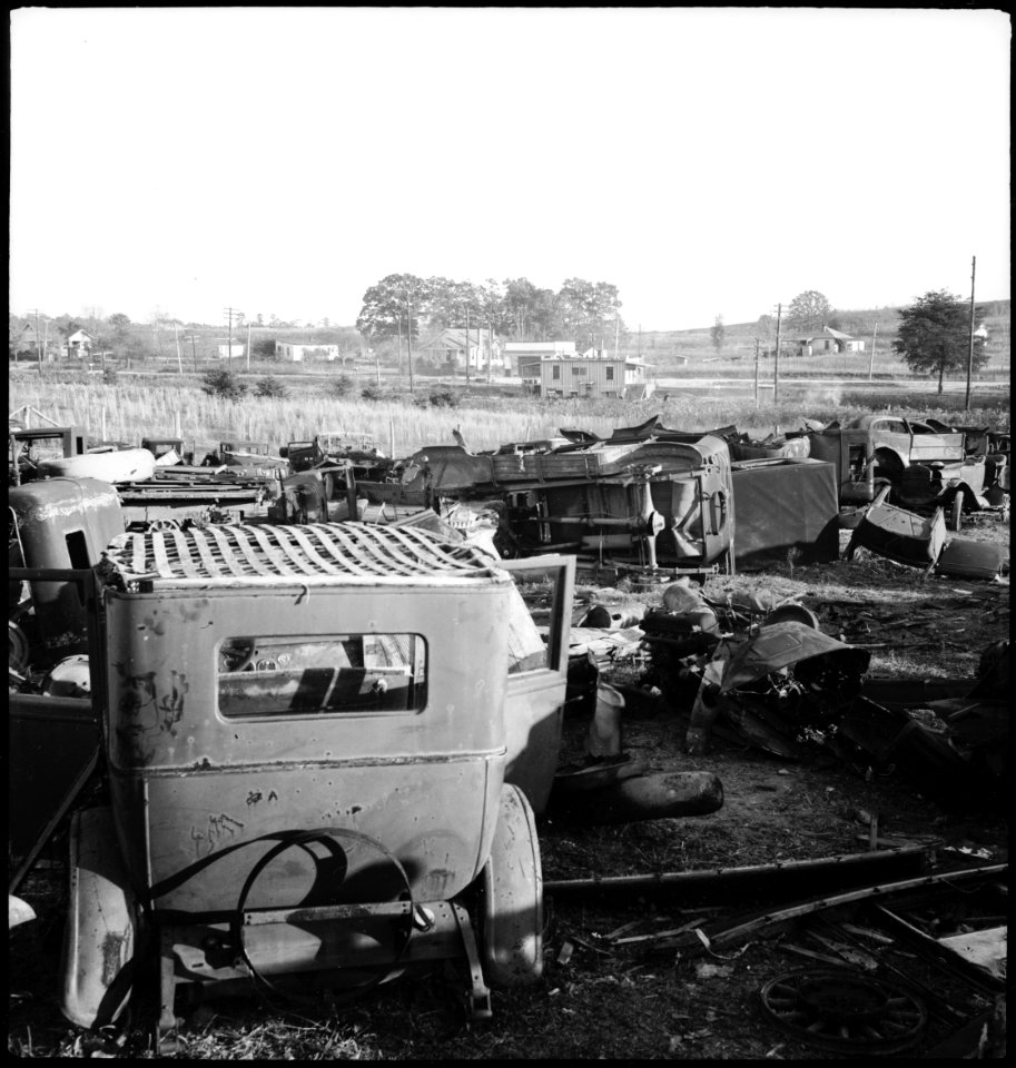 CH-NB - USA, Athens-TN- Autofriedhof - Annemarie Schwarzenbach - SLA-Schwarzenbach-A-5-10-194 photo