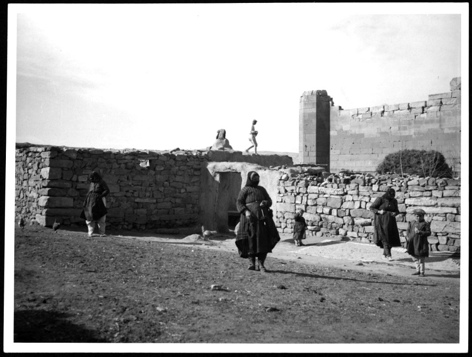 CH-NB - Türkei, Sultan Han- Dorfansicht - Annemarie Schwarzenbach - SLA-Schwarzenbach-A-5-02-178