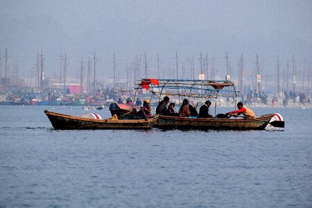 Sea transportation system ship