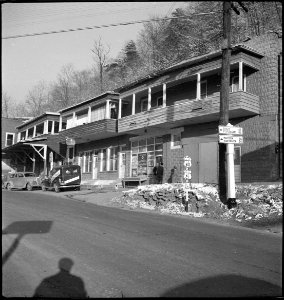 CH-NB - USA, near Charleston-WV- Häuser - Annemarie Schwarzenbach - SLA-Schwarzenbach-A-5-11-197