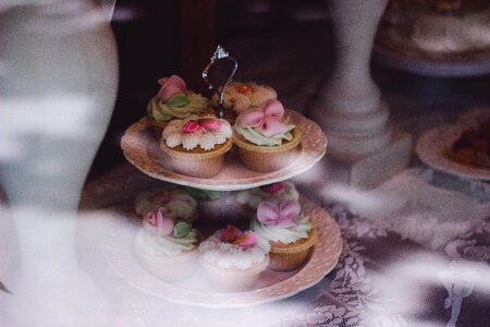 Dessert cream icing