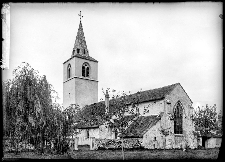 CH-NB - Villeneuve (VD), Eglise Saint-Paul, vue d'ensemble - Collection Max van Berchem - EAD-7567