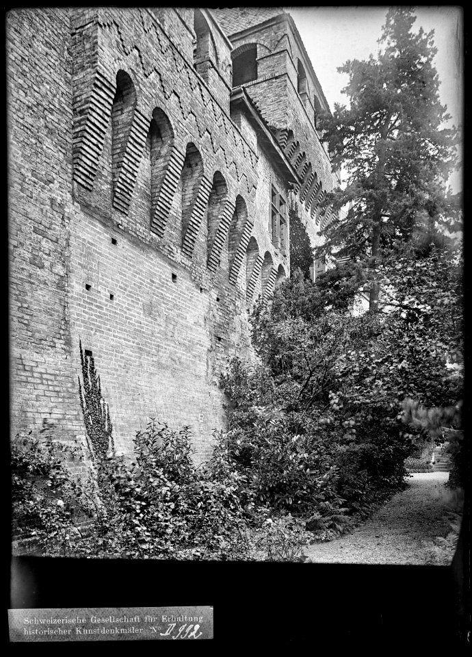 CH-NB - Vufflens-le-Château, Château, Façade, vue partielle - Collection Max van Berchem - EAD-7581