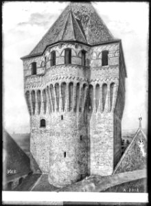 CH-NB - Vufflens-le-Château, Château, Donjon, vue partielle - Collection Max van Berchem - EAD-7579