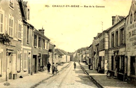 Chailly-en-Bière (77), rue de la Garenne