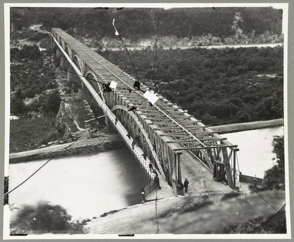 Chain bridge, Washington, D.C LCCN2013651886