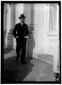 CHAMBERLAIN, GEORGE EARLE. SENATOR FROM OREGON, 1909-1921; MEMBER, U.S. SHIPPING BOARD, 1921-1923 LCCN2016868842