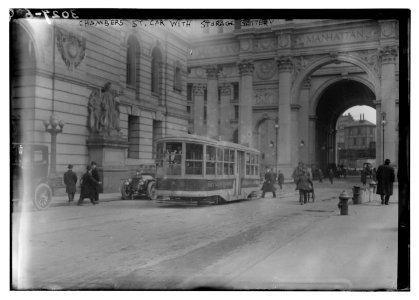 Chambers St. Car with storage battery LCCN2014695751