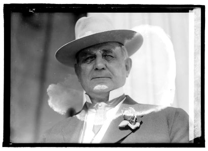 Champ Clark, 10-1-19 LCCN2016844764