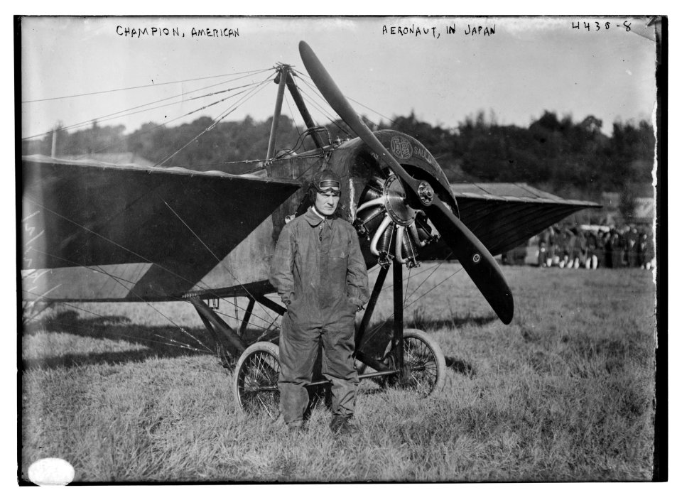 Champion, American aeronaut, in Japan LCCN2014705992