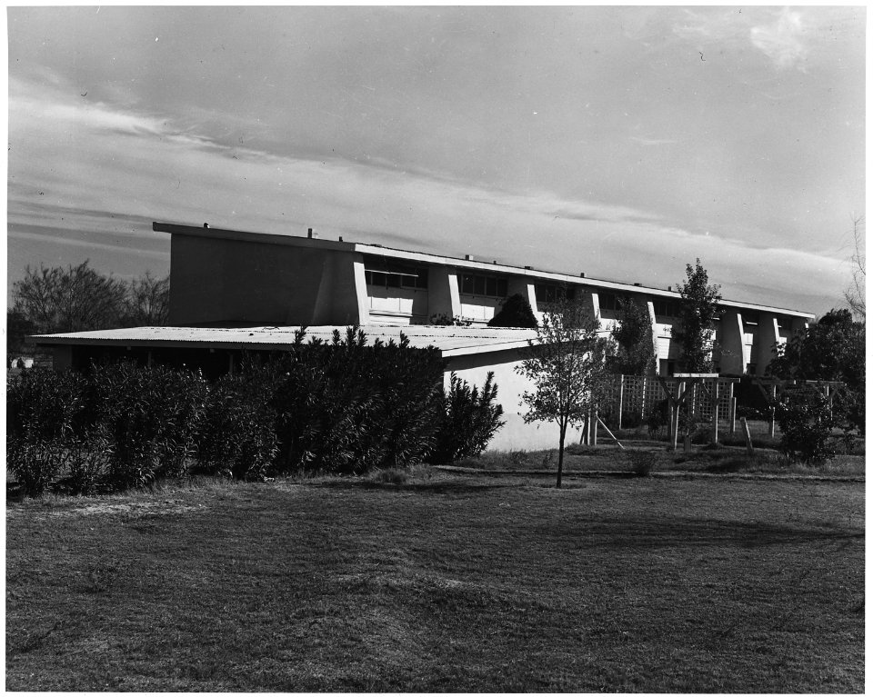 Chandler, Maricopa, County, Arizona. One unit of agricultural labor housing. FSA cooperative part-ti . . . - NARA - 522478