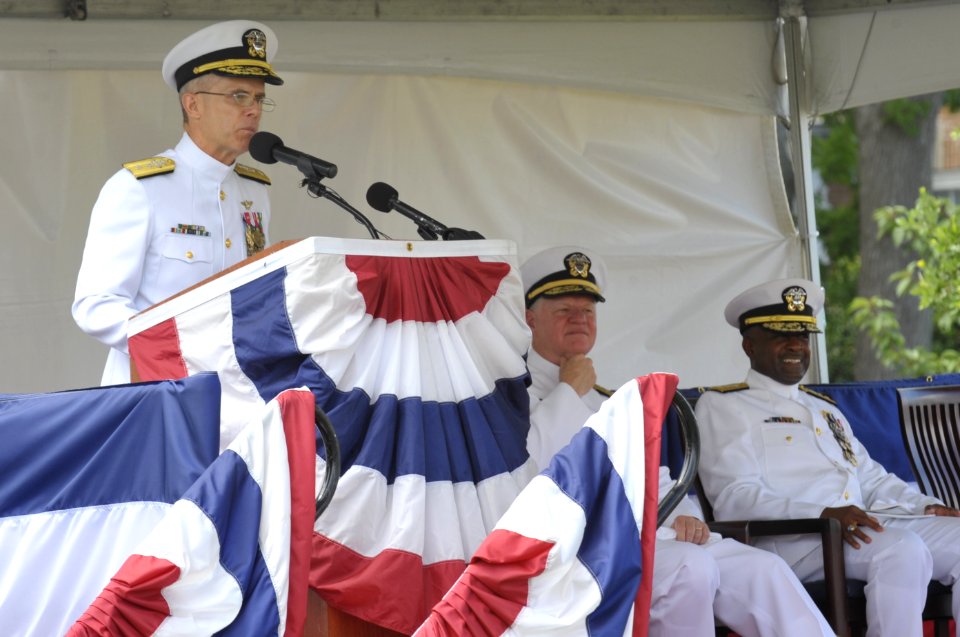 Change of command 110624-N-ZB612-171