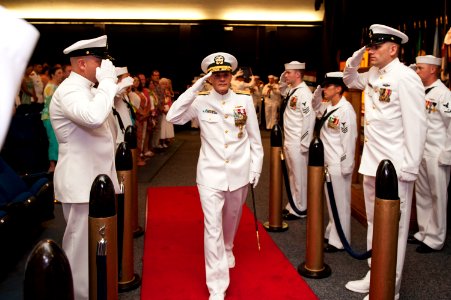 Change of command 150903-N-IU636-082