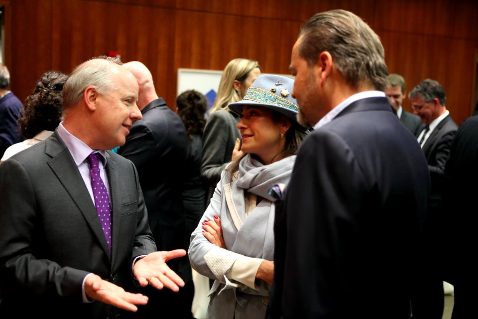 Chargé d’Affaires Kent Logsdon with guests (25154989038)