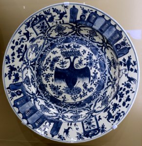 Charger with the Spanish Catholic Order of St. Augustine, Jingdezhen, China, 1590-1635 AD, porcelain - Peabody Essex Museum - Salem, MA - DSC05213