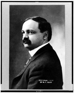 Charles Curtis, head-and-shoulders portrait, facing left LCCN92522327