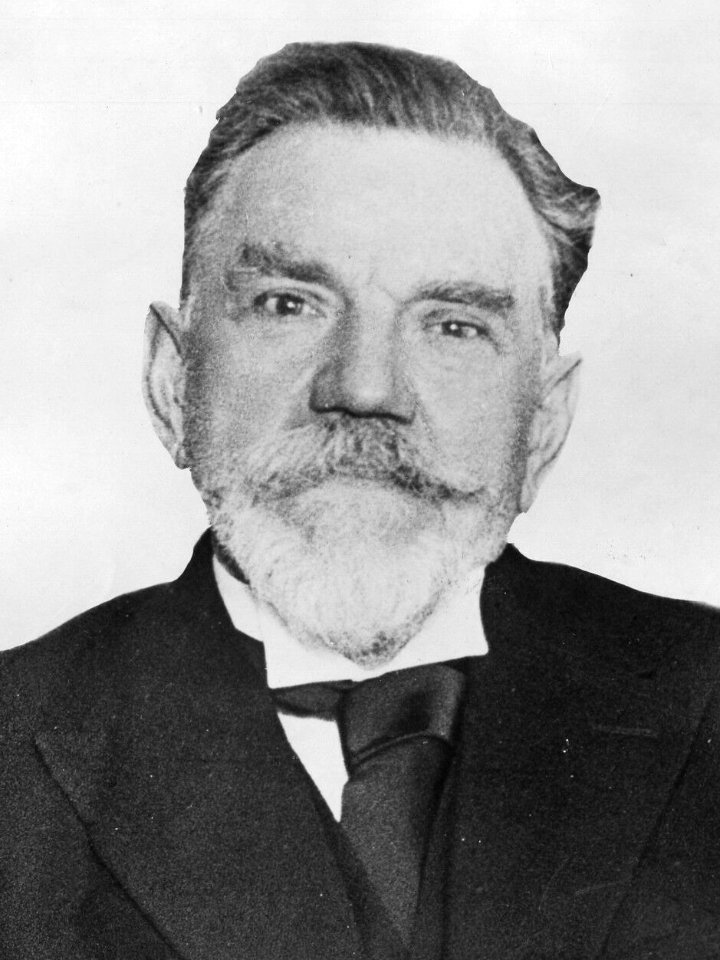 Charles Dumont 1932