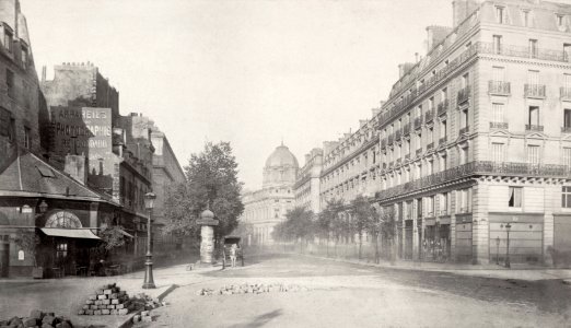 Charles Marville, Boulevard du Palais, pris du pont Saint Michel, ca. 1853–70