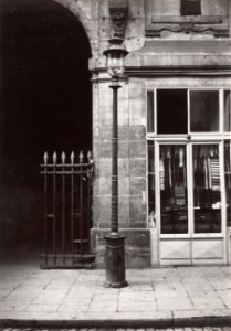 Charles Marville, Cour des Fontaines, 1878